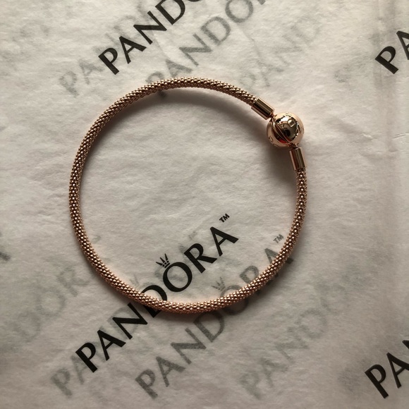 NEW Pandora Rose Gold Mesh Bracelet - Picture 1 of 4